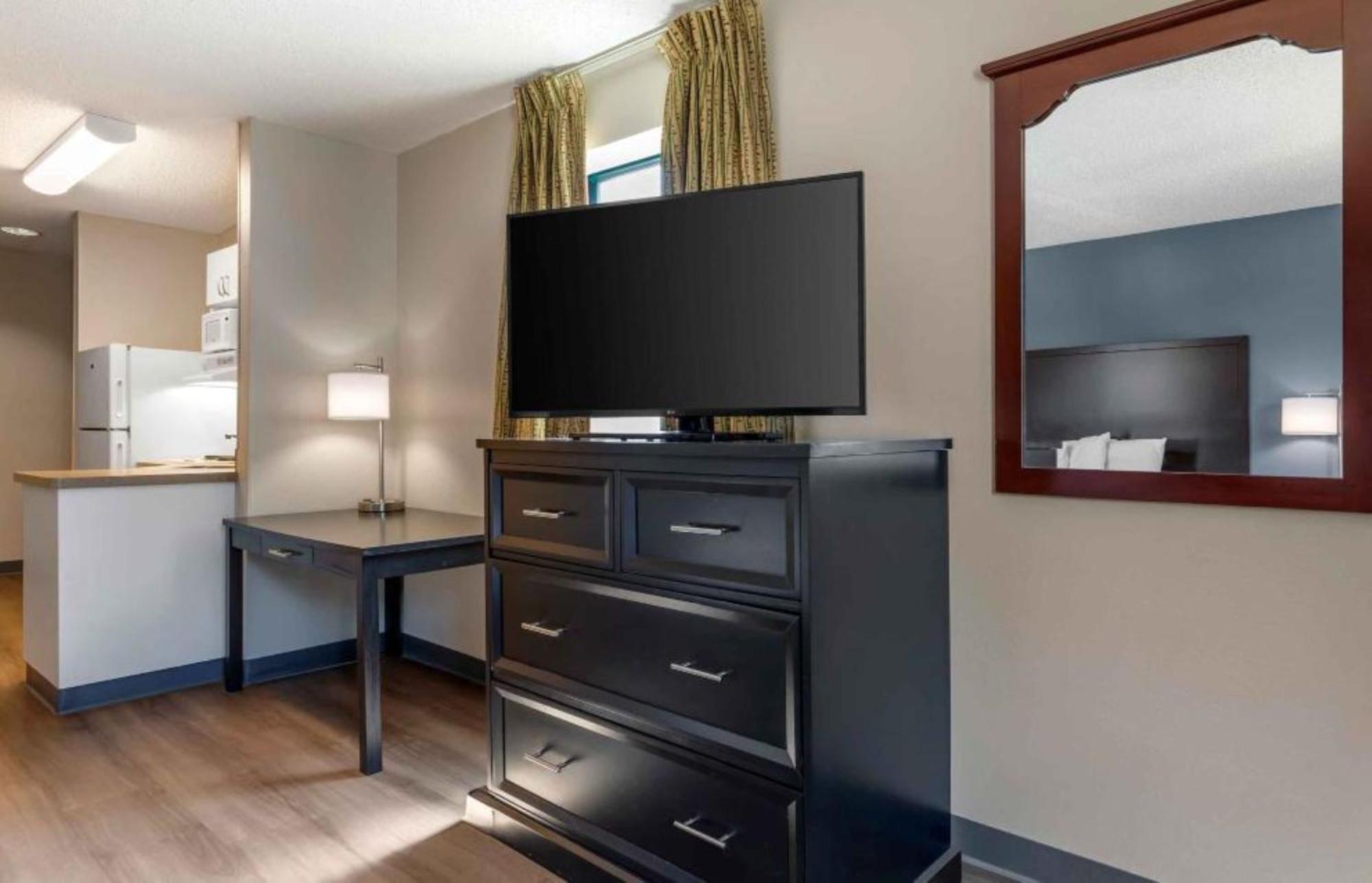 Extended Stay America Suites - Fort Worth - City View Екстериор снимка